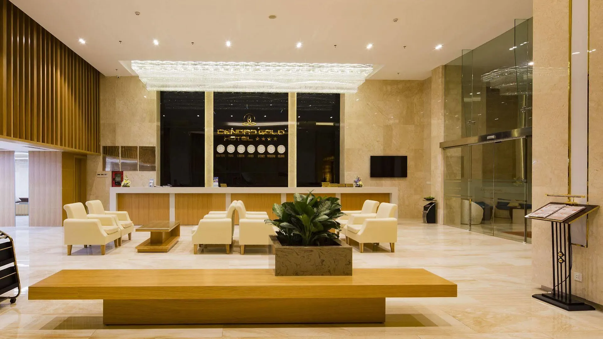 Dendro Gold Hotel Nha Trang 4*,